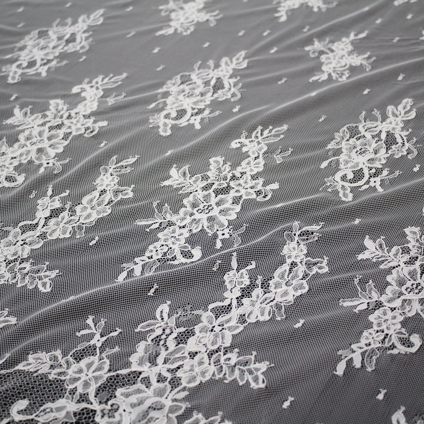 Re-embroidered Lace | Scattered Flowers | Medium Double Floral Branch Border | H 150 cm | FSW1934