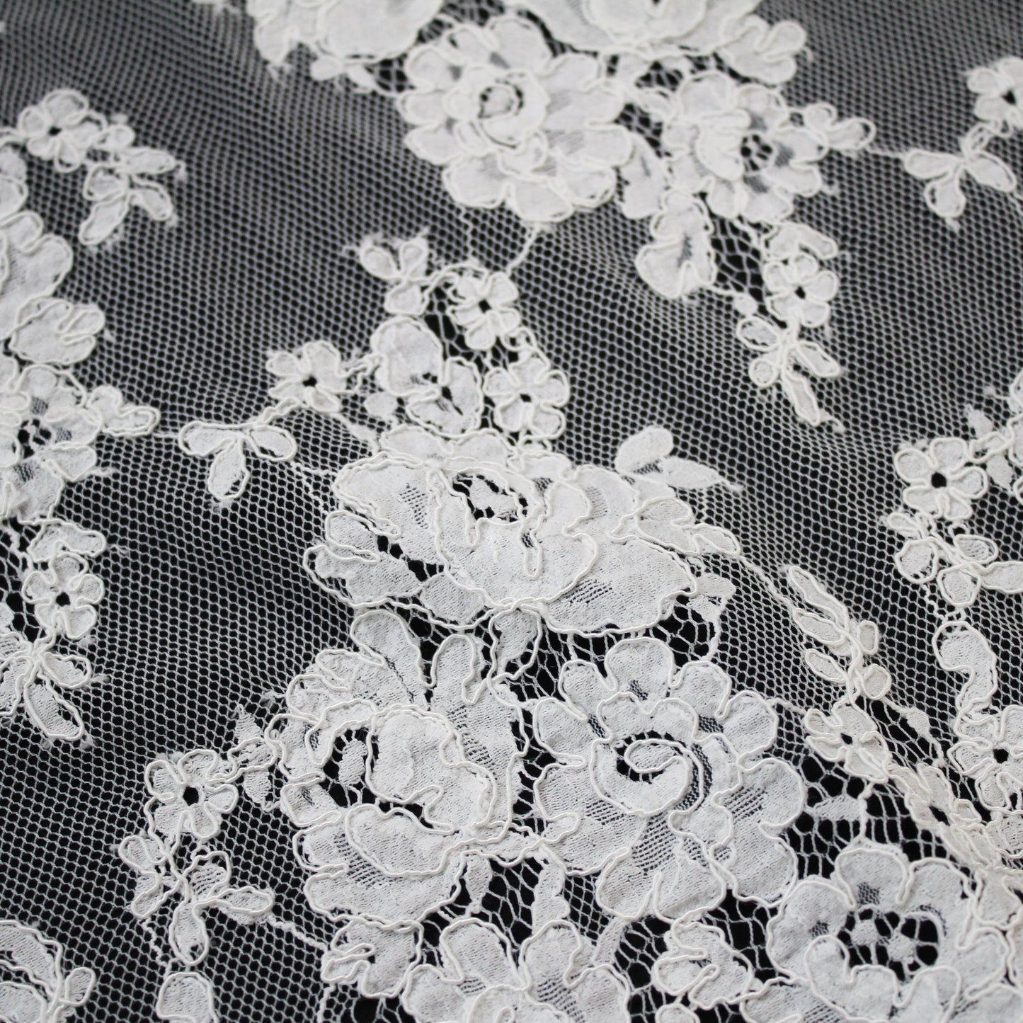 Re-embroidered Lace | Floral Bouquets | Medium Double Floral Border | H 150 cm | FSW1936