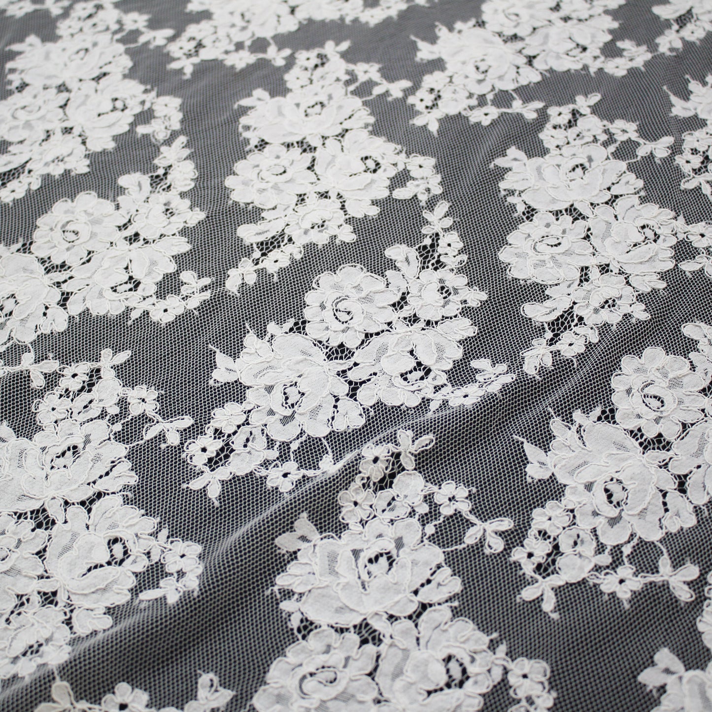 Re-embroidered Lace | Floral Bouquets | Medium Double Floral Border | H 150 cm | FSW1936