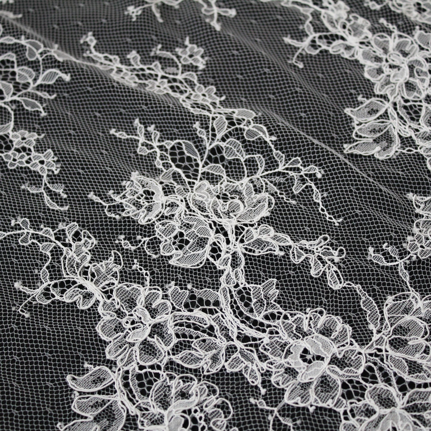 Re-embroidered Lace | Small Floral Bouquets | Double Floral Border | H 150 cm | FSW4265