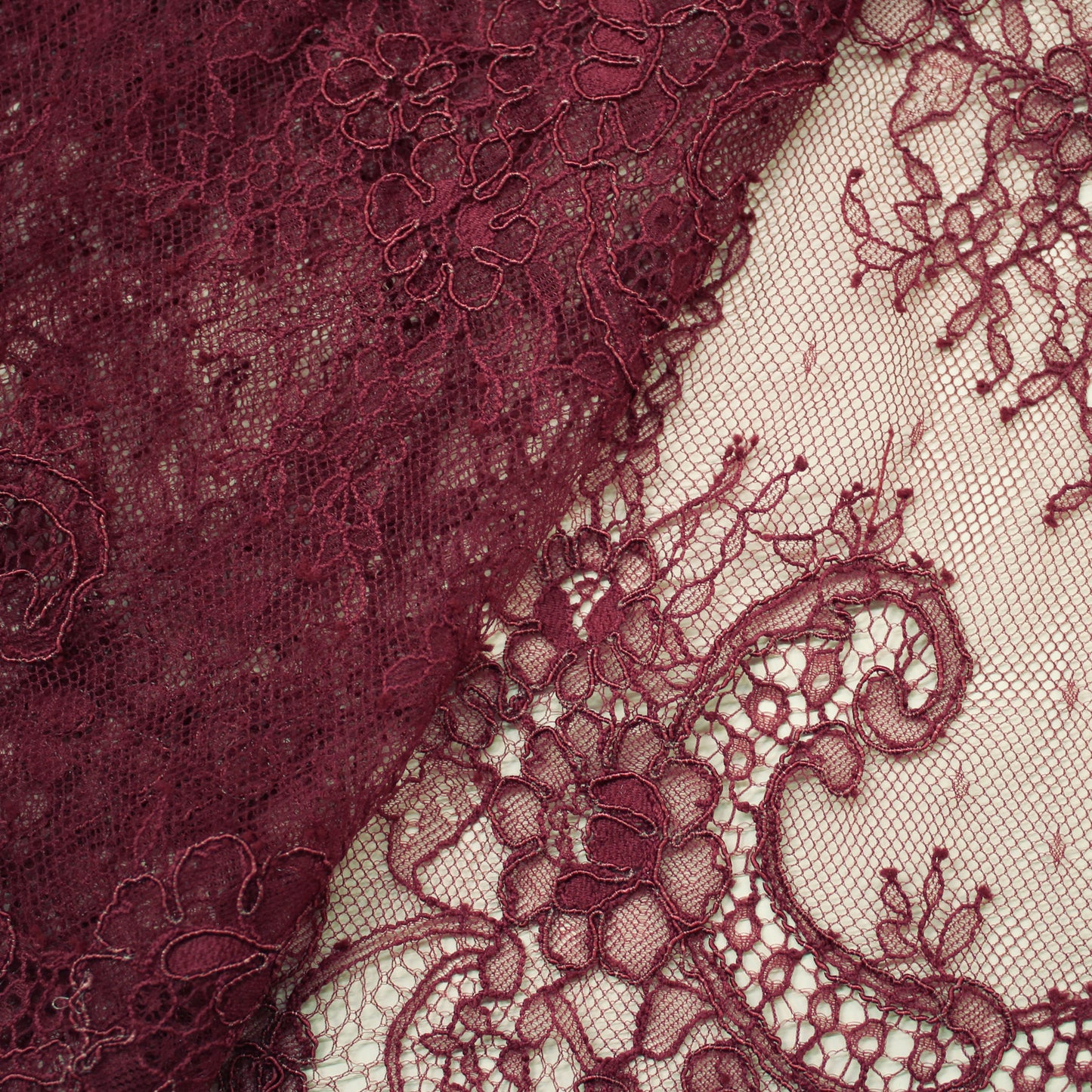 Re-embroidered Lace | Small Floral Bouquets | Double Floral & Paisley Border | H 130 cm | FSW2971
