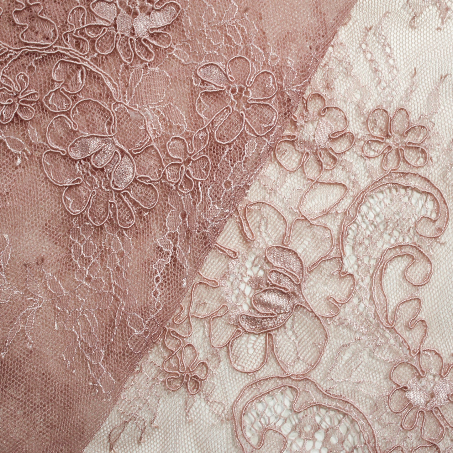 Re-embroidered Lace | Small Floral Bouquets | Double Floral & Paisley Border | H 130 cm | FSW2971