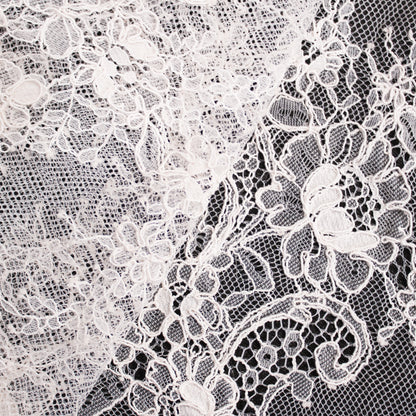 Re-embroidered Lace | Small Floral Bouquets | Double Floral & Paisley Border | H 130 cm | FSW2971