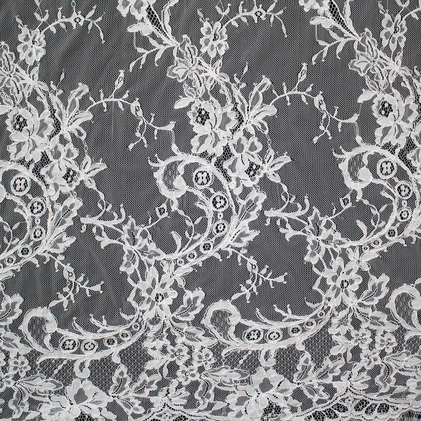 Re-embroidered Lace | Rose Bouquets | High Floral Branch & Paisley Border | H 140 cm | FSW2315