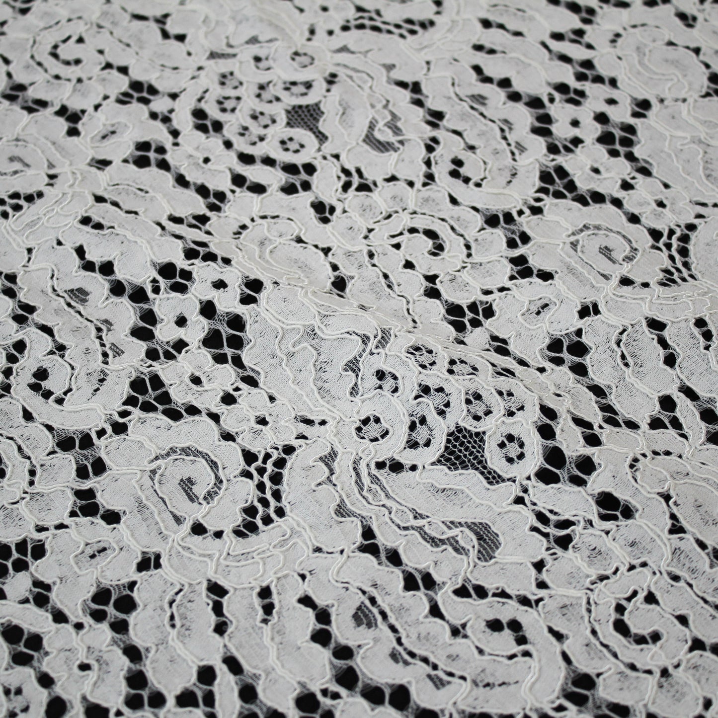 Re-embroidered Lace | Natural Leaf Motif | Double Scalloped Edge | H 145 cm | FSW4145