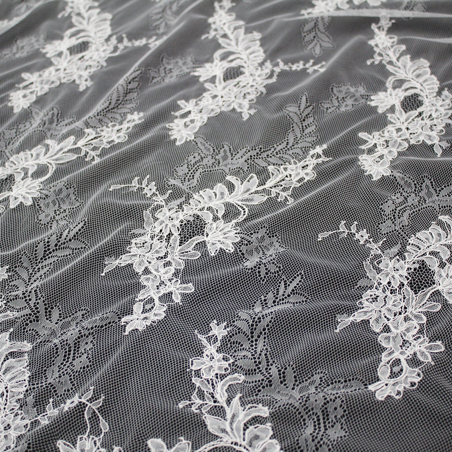 Pizzo Rebrodato | Ramage di Fiori | Doppio Bordo Alto | H 150 cm | FSW4267