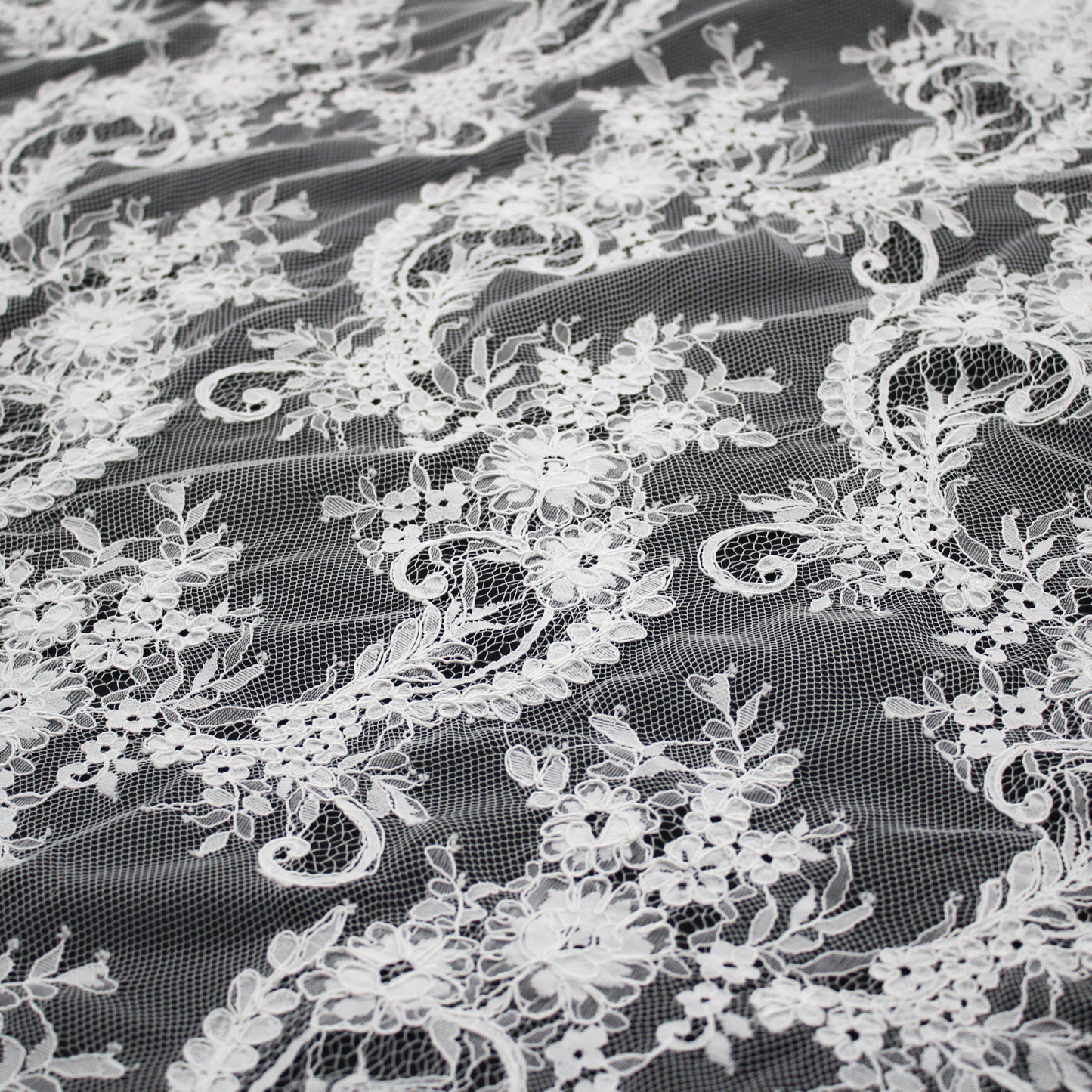 Re-embroidered Lace | Paisley & Floral Branch Pattern | High Double Floral Branch Border | H 150 cm | FSW4263