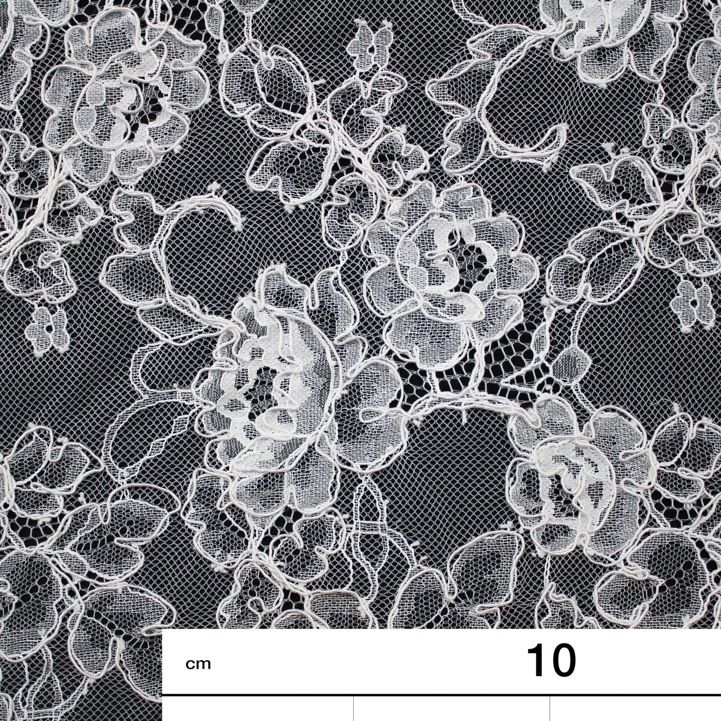 Re-embroidered Lace | All-over Floral Branches | Double Scalloped Edge | H 150 cm | FSW4261