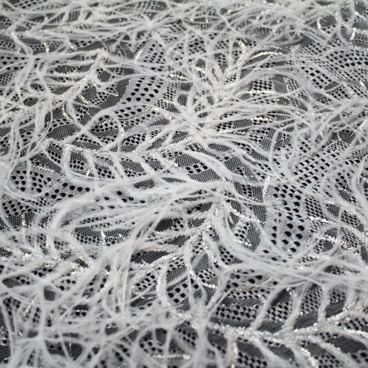 Pizzo Alta Moda | Pizzo Ricamato Sposa a Campo Pieno con Filo Lurex, Piume, Motivo Onde Intrecciate e Doppio Smerlo | FRI3132/P