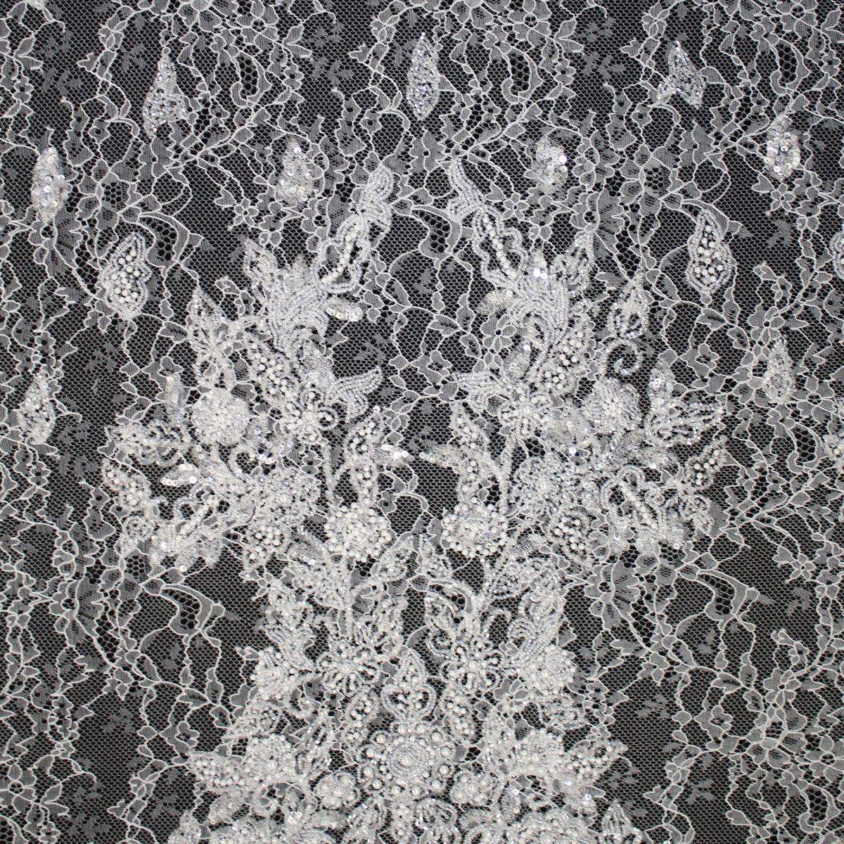 Pizzo Alta Moda | Pizzo Ricamato Sposa con Perline, Corallini, Paillettes, Ramage Arabesco Astratto e Doppio Smerlo | FRI1792