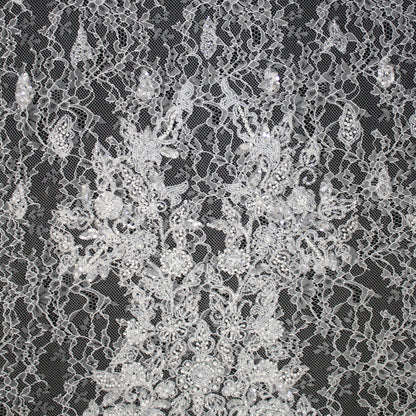 Pizzo Alta Moda | Pizzo Ricamato Sposa con Perline, Corallini, Paillettes, Ramage Arabesco Astratto e Doppio Smerlo | FRI1792