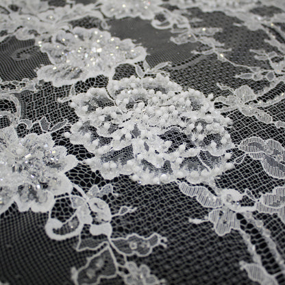 Pizzo Alta Moda | Pizzo Ricamato Sposa con Perline in Rilievo, Motivo Ramage Floreale, Arabesco a Bande Verticali e Doppio Bordo | FRI4354