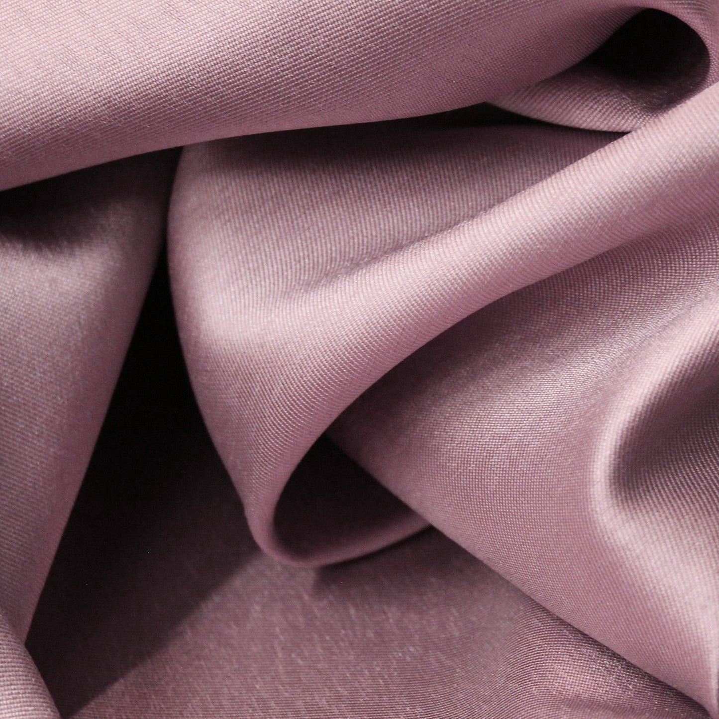 Lightweight Mikado Fabric with Stiff Hand