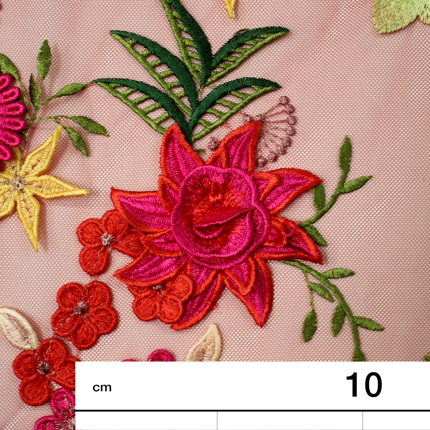 Tulle Alta Moda | Bouquet di Rose e Fiori Stellati 3D con Foglie a Farfalla