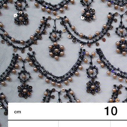 Tulle Alta Moda | Motivo a Squame e Archi Piccoli con Ricamo di Paillettes e Perline Blu e Oro