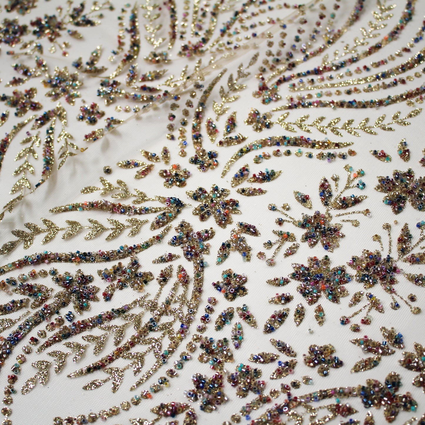 Tulle Alta Moda | Motivo Arabesco con Glitter e Coralli Multicolor