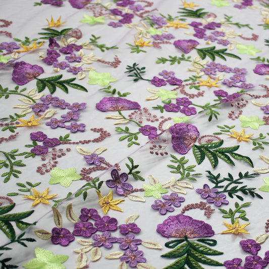 Tulle Alta Moda | Ramage di Fiori 3D a Stella e Nuvoletta Multicolor a Sviluppo Verticale