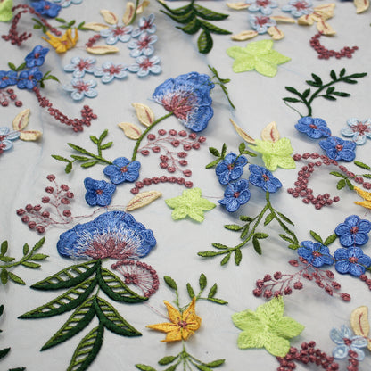 Tulle Alta Moda | Ramage di Fiori 3D a Stella e Nuvoletta Multicolor a Sviluppo Verticale