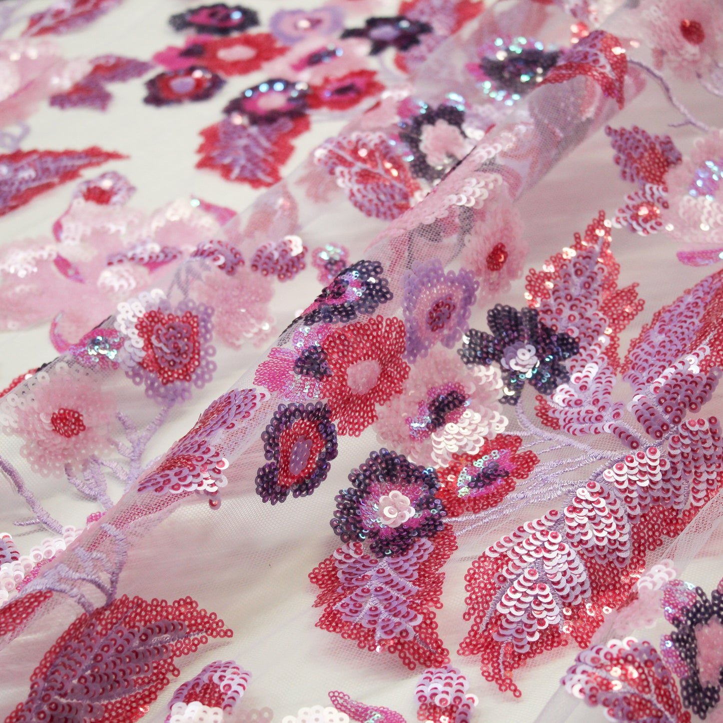 Tulle Ricamato a Filo | Rose e Bouquet di Fiori con Paillettes Multicolor