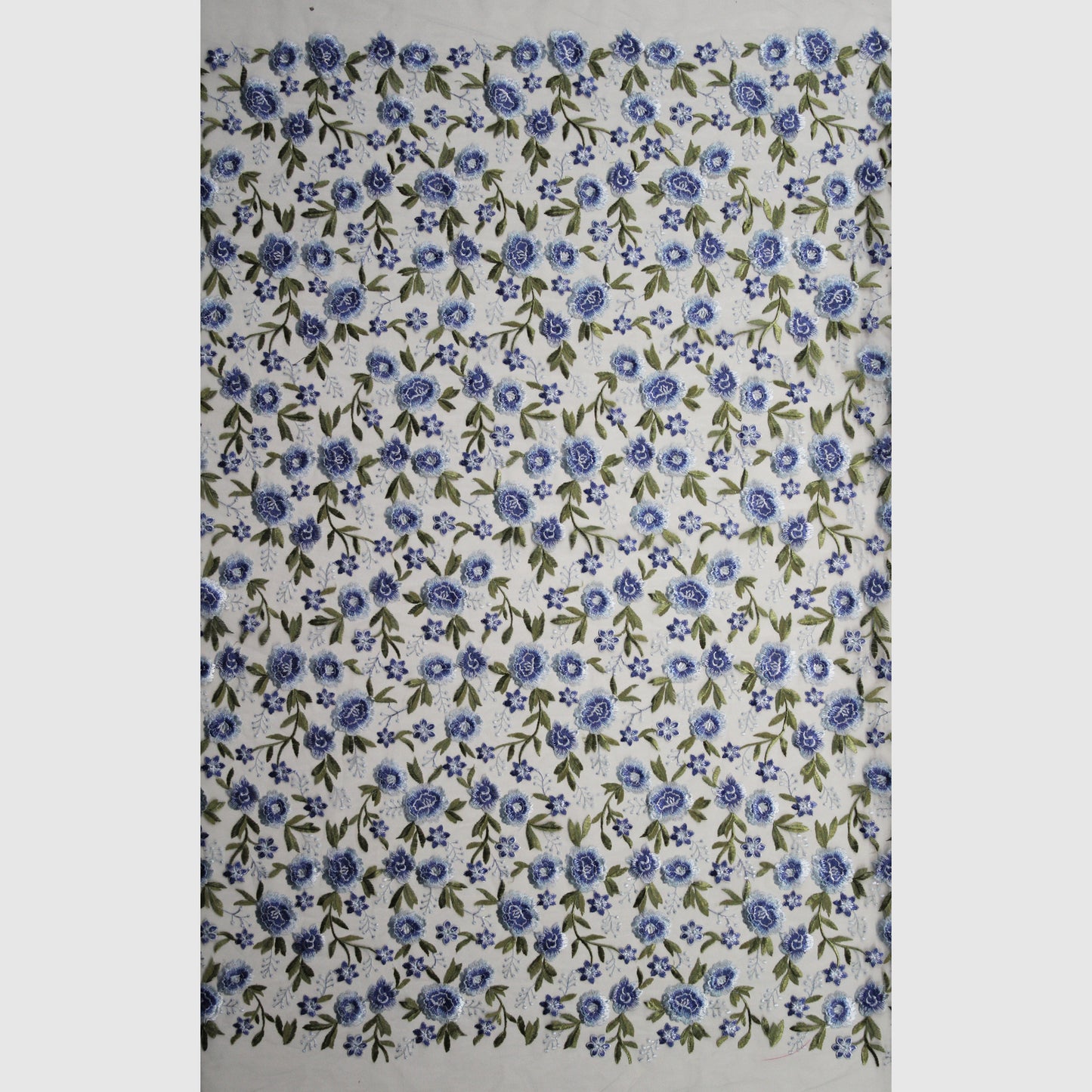 Tulle Ricamato Celeste con Fiori in Lurex