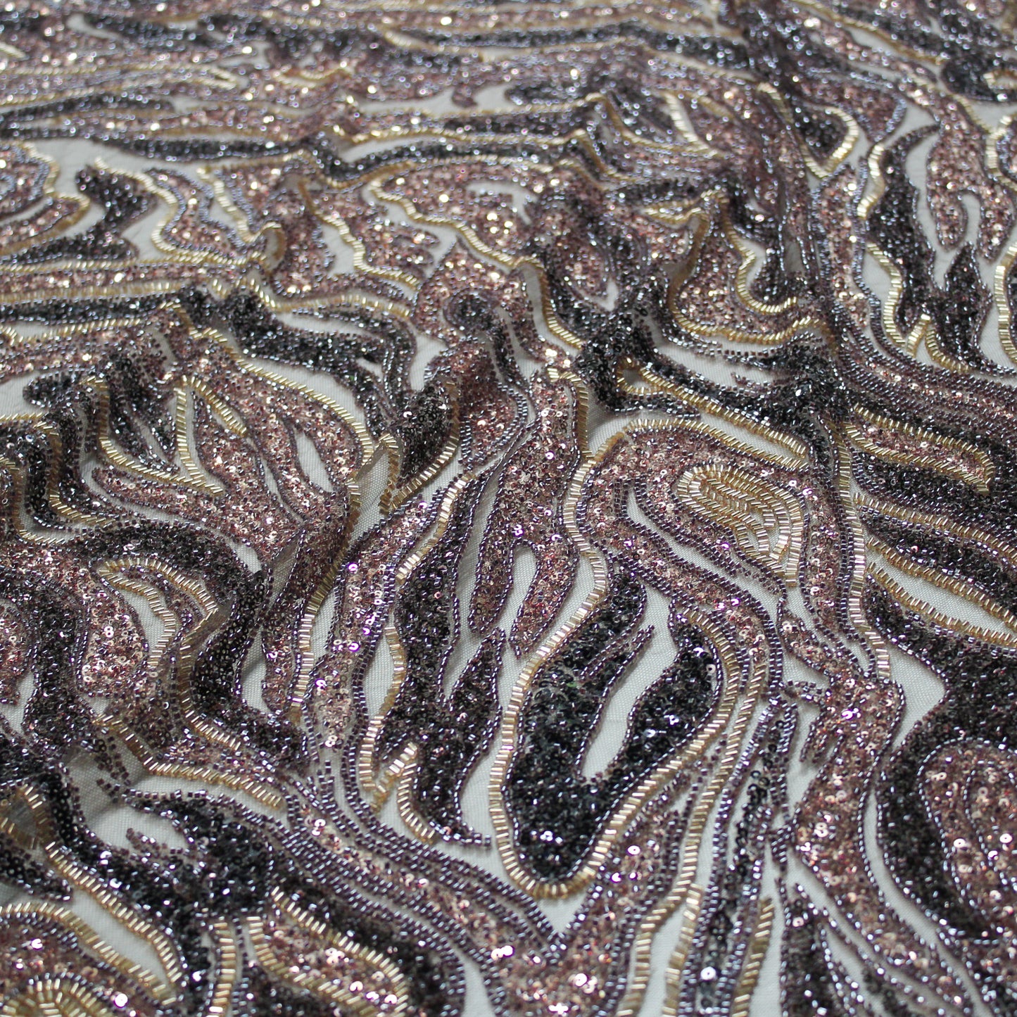 Tulle Ricamato con Coralli, Paillettes e Cannette | Motivo Astratto "Zebra Skin"