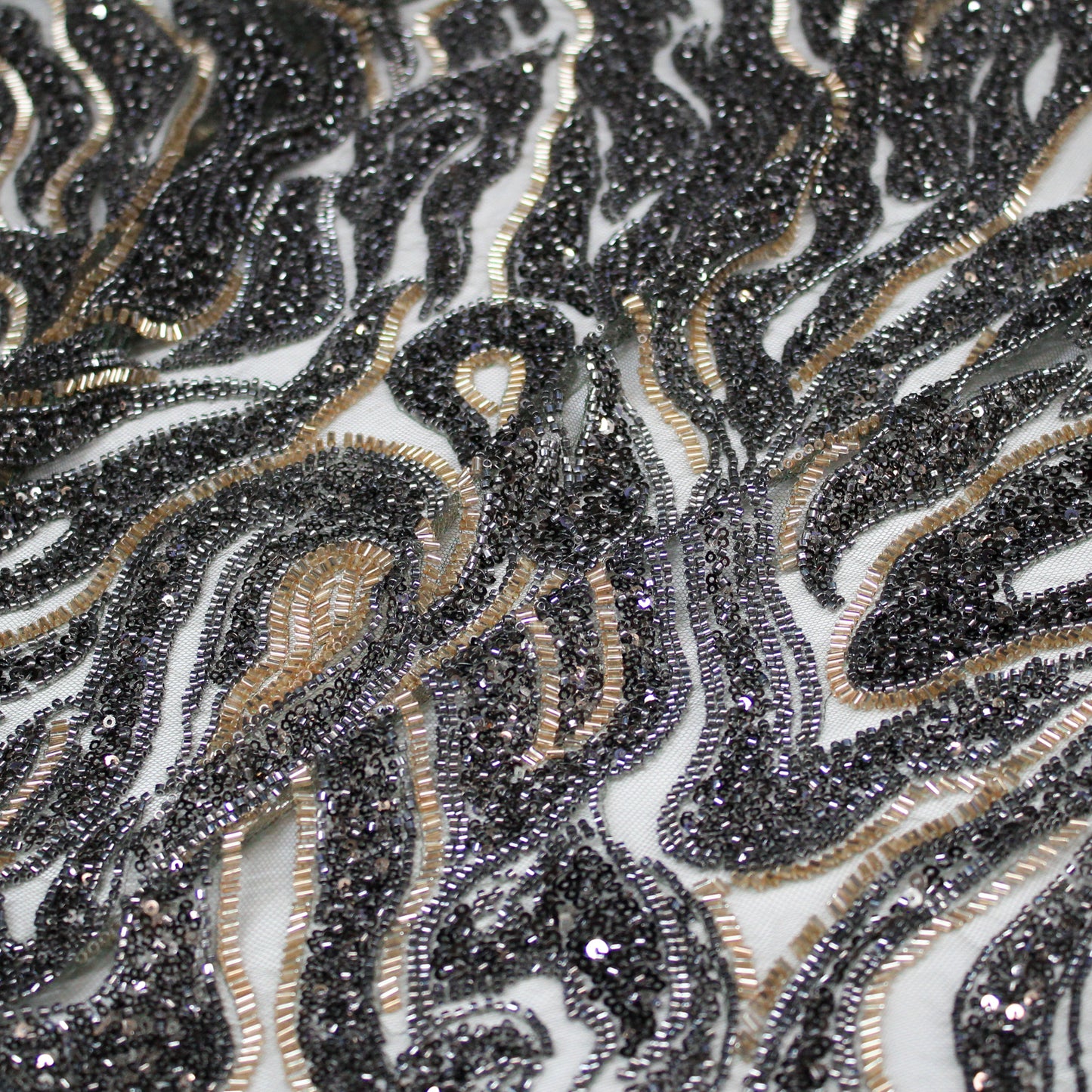 Tulle Ricamato con Coralli, Paillettes e Cannette | Motivo Astratto "Zebra Skin"