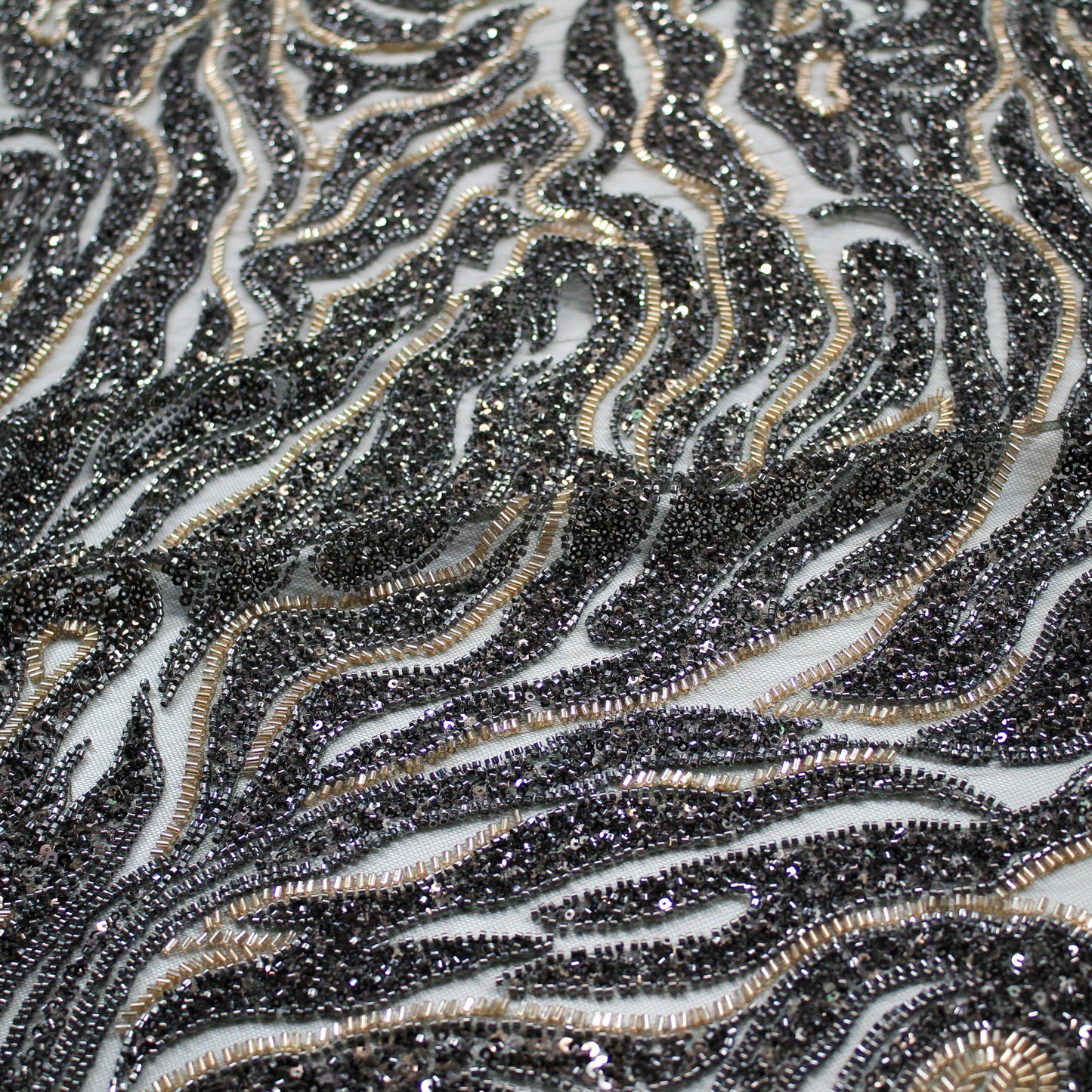 Tulle Ricamato con Coralli, Paillettes e Cannette | Motivo Astratto "Zebra Skin"