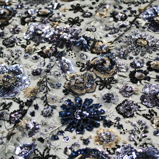 Tulle Alta Moda con Ricamo Floreale Multiforme, Paillettes, Perline e Coralli