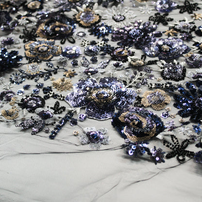 Tulle Alta Moda con Ricamo Floreale Multiforme, Paillettes, Perline e Coralli