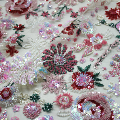 Tulle Alta Moda con Ricamo Floreale Multiforme, Paillettes, Perline e Coralli