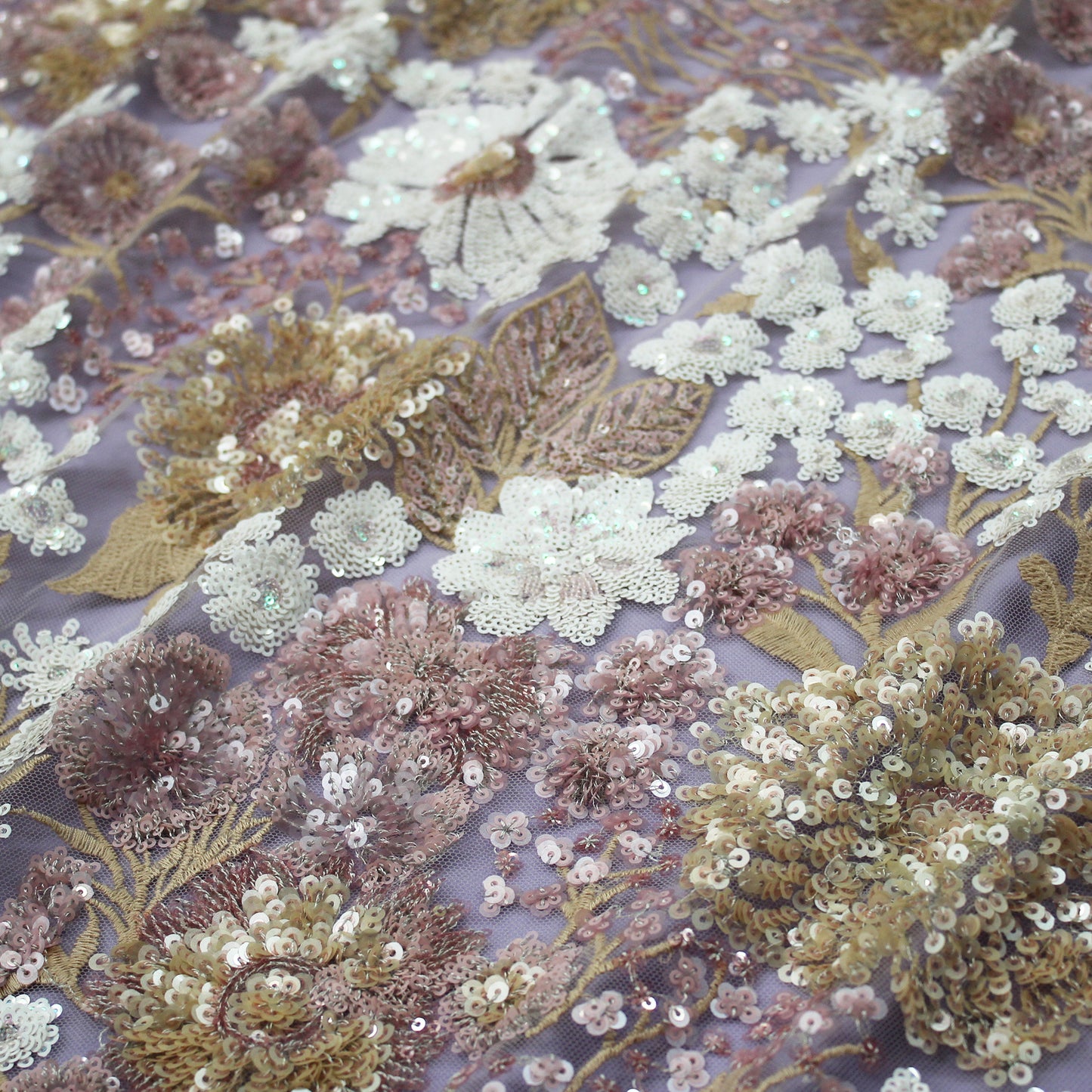 Tulle Ricamato a Filo e Paillettes con Fiori