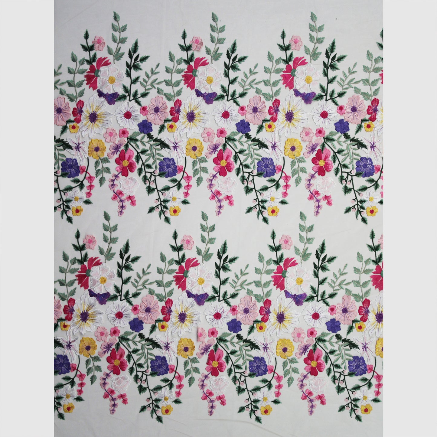 Tulle Ricamato con Fiori a Rilievo Multicolor