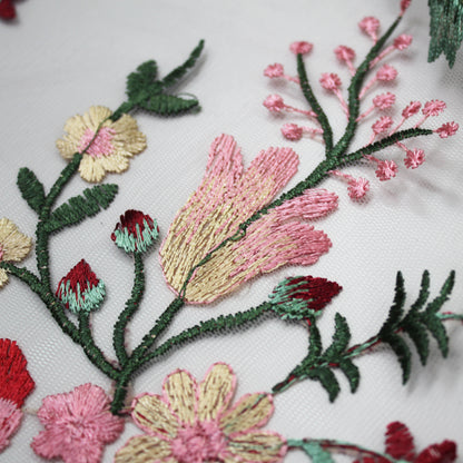 Tulle Ricamato Ortensia con Fiori Rossi e Rosa