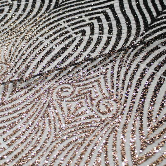 Tulle Ricamato Paillettes e Coralli con Effetto Arabesco