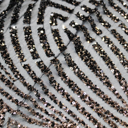 Tulle Ricamato Paillettes e Coralli con Effetto Arabesco