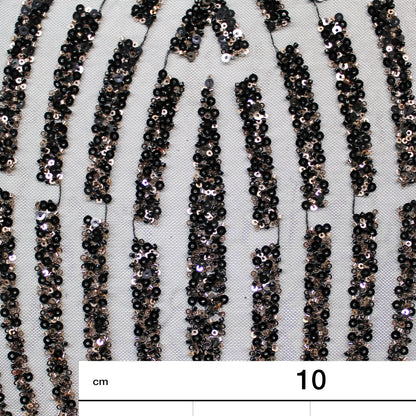 Tulle Ricamato Paillettes e Coralli con Effetto Arabesco