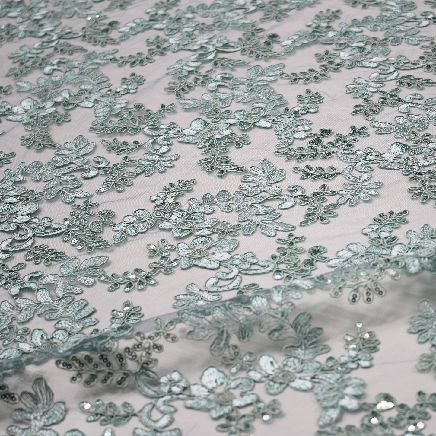 Tulle Ricamato Rebrodato con Paillettes