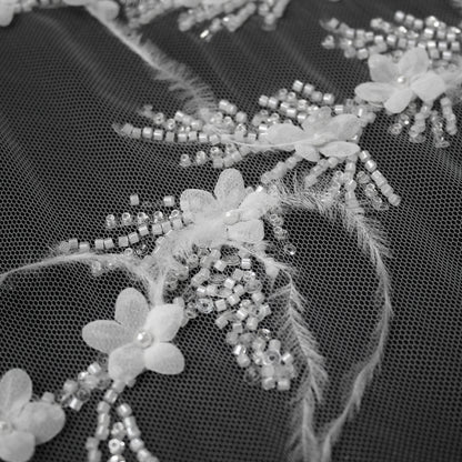 Tulle Alta Moda | Tulle Ricamato Sposa 3D con Perline, Corallini, Paillettes, Piume Sottili e Fiori Piccoli | TRW4132