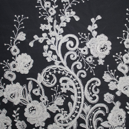 Tulle Alta Moda | Tulle Ricamato Sposa a Filo e Rebrodato con Ramage Floreale e Motivo Paisley | TRW3728